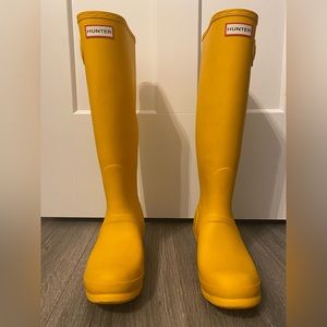 Hunter Rain Boots Women Size 8